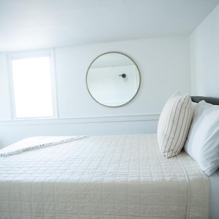 The Carriage House At Strasburg Hotel ภายนอก รูปภาพ