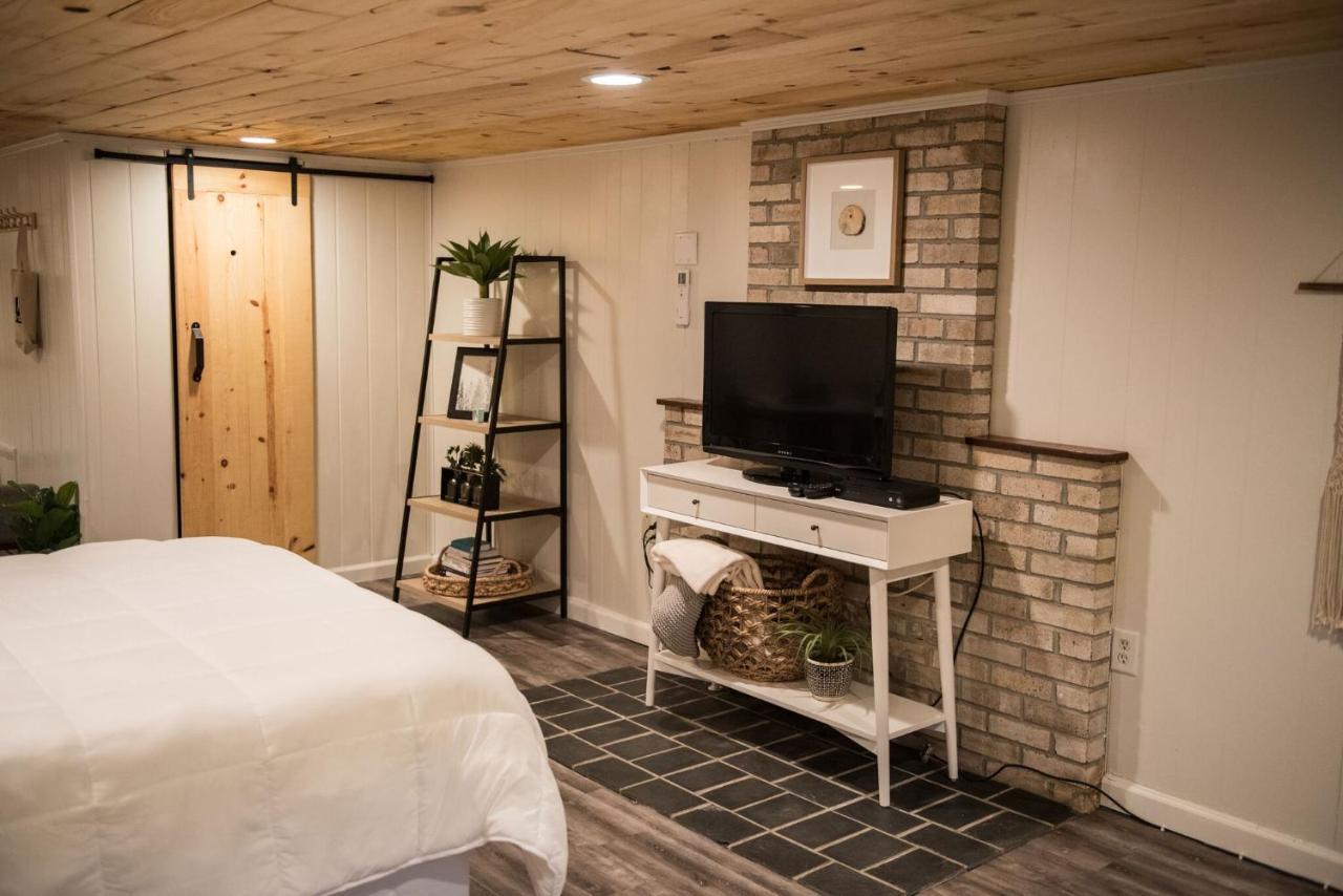 The Carriage House At Strasburg Hotel ภายนอก รูปภาพ