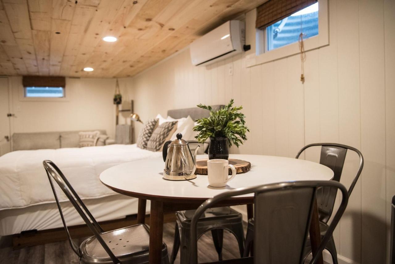 The Carriage House At Strasburg Hotel ภายนอก รูปภาพ